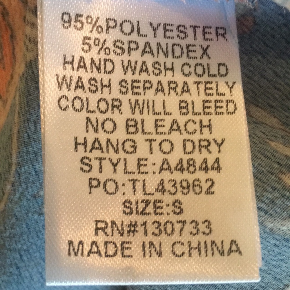 Umgee top in Size Small - Picture 9 of 12